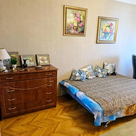 посуточно з видом на гори
